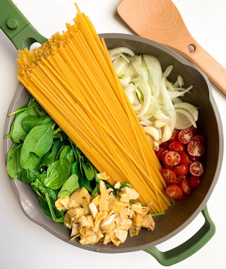 one pan spinach artichoke pasta 