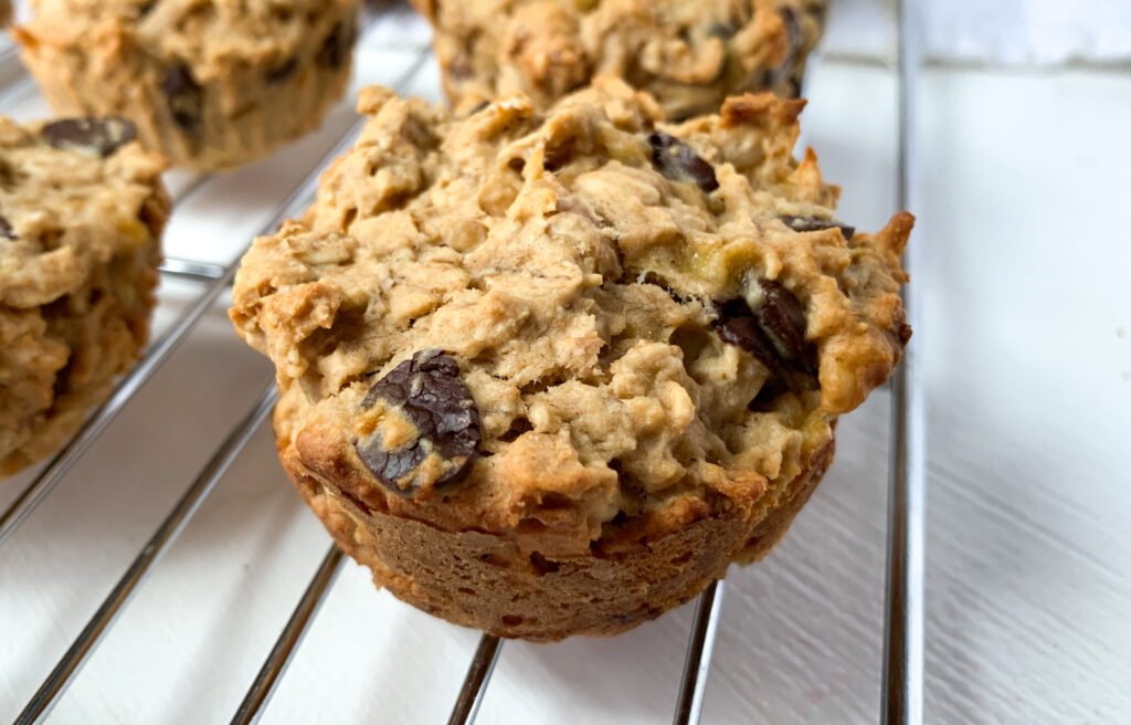 chunky monkey baked oatmeal cups