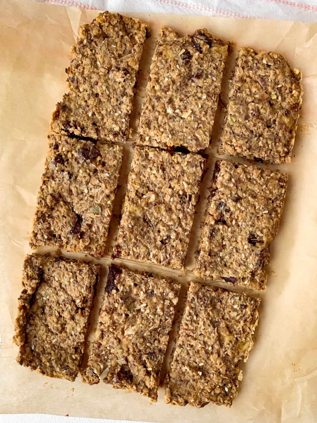 Peanut Butter Banana Oatmeal Bars - Naturally Being Nat