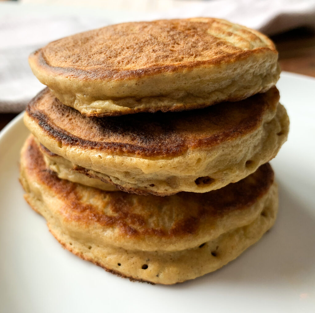 fluffy banana pancakes