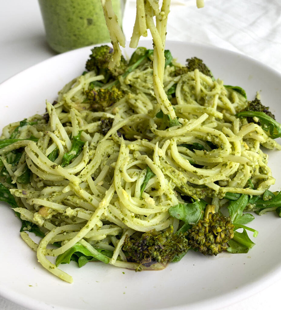 creamy vegan avocado pesto