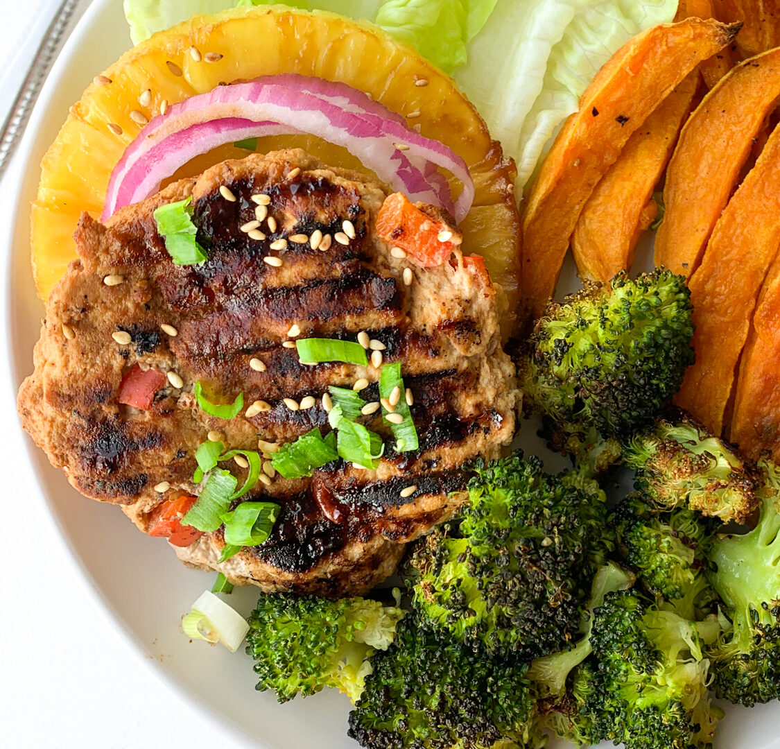 Juicy Grilled Chicken Burgers - Peanut Butter and Fitness